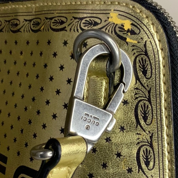 Gucci 'GUCCY' Crossbody Handbag in Metallic Gold Leather (6.3" x 6.75") - Picture 7 of 11